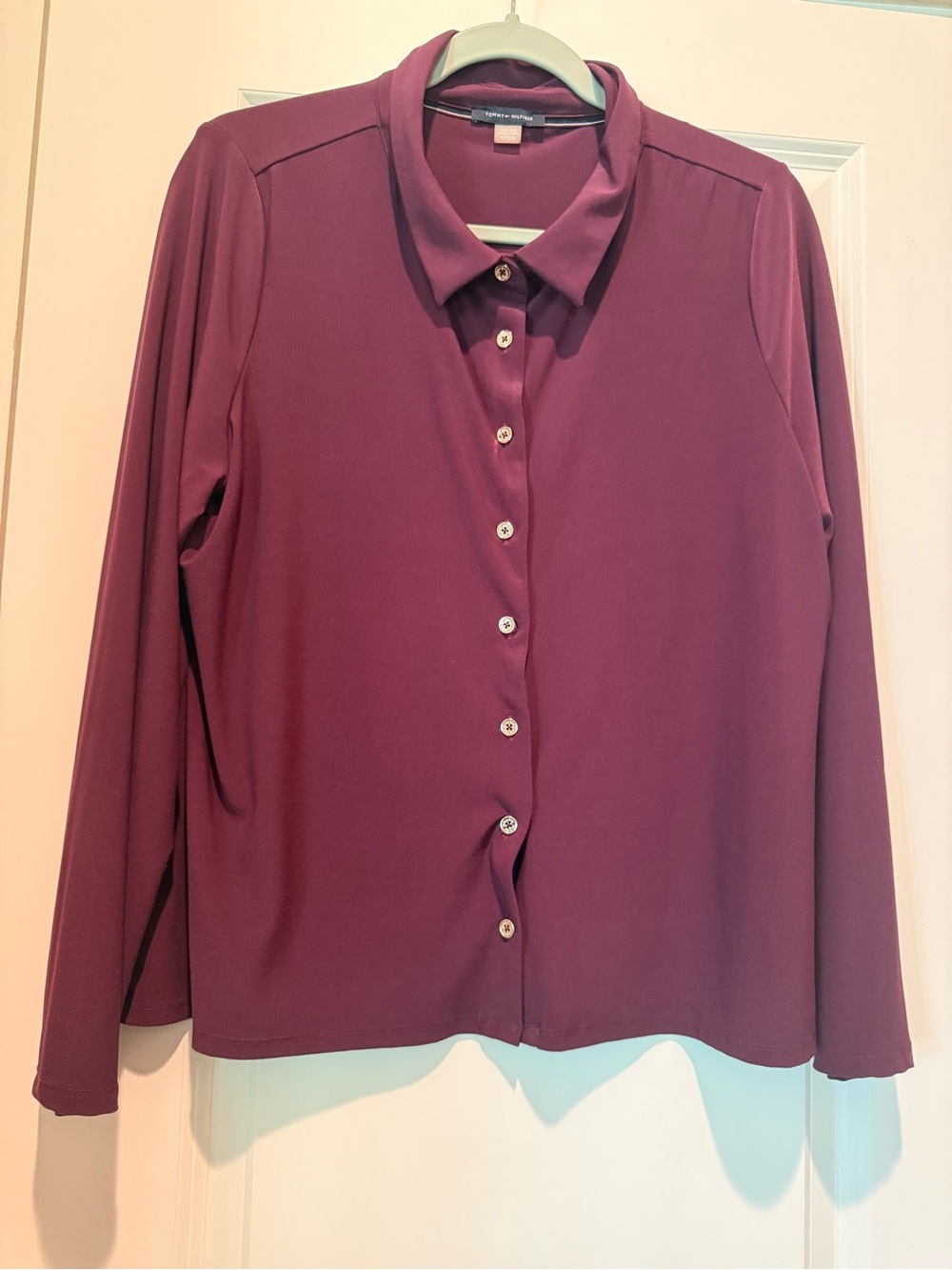 Tommy Hilfiger Women's XL Long Sleeve Blouse Maroon Button Up Gold Buttons